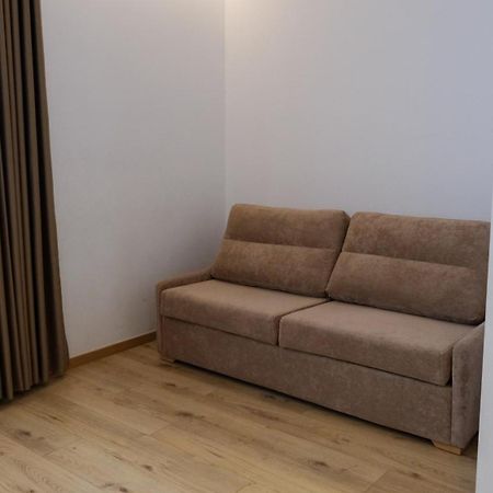 Sibb Hotel Tirana Bagian luar foto