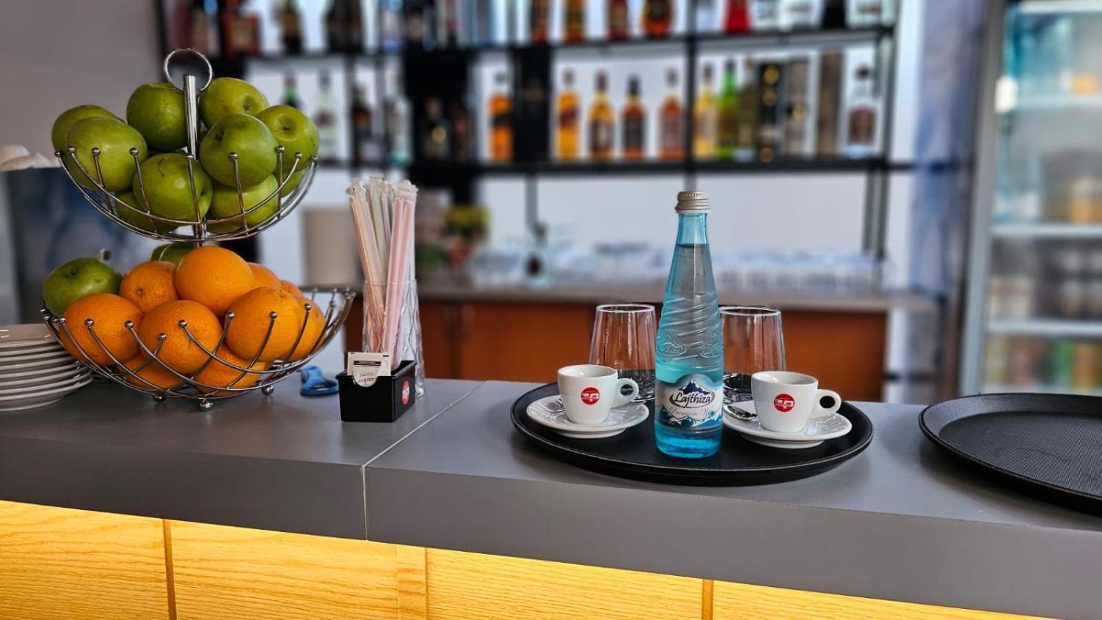 Sibb Hotel Tirana Bagian luar foto
