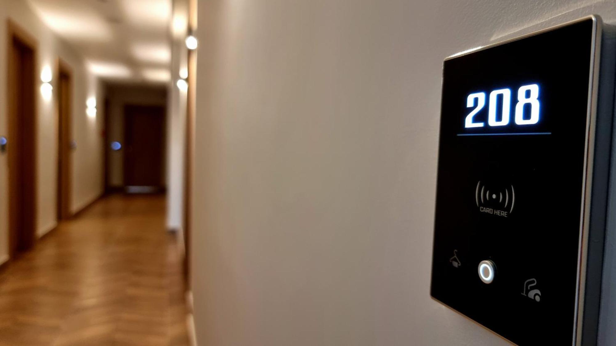 Sibb Hotel Tirana Bagian luar foto